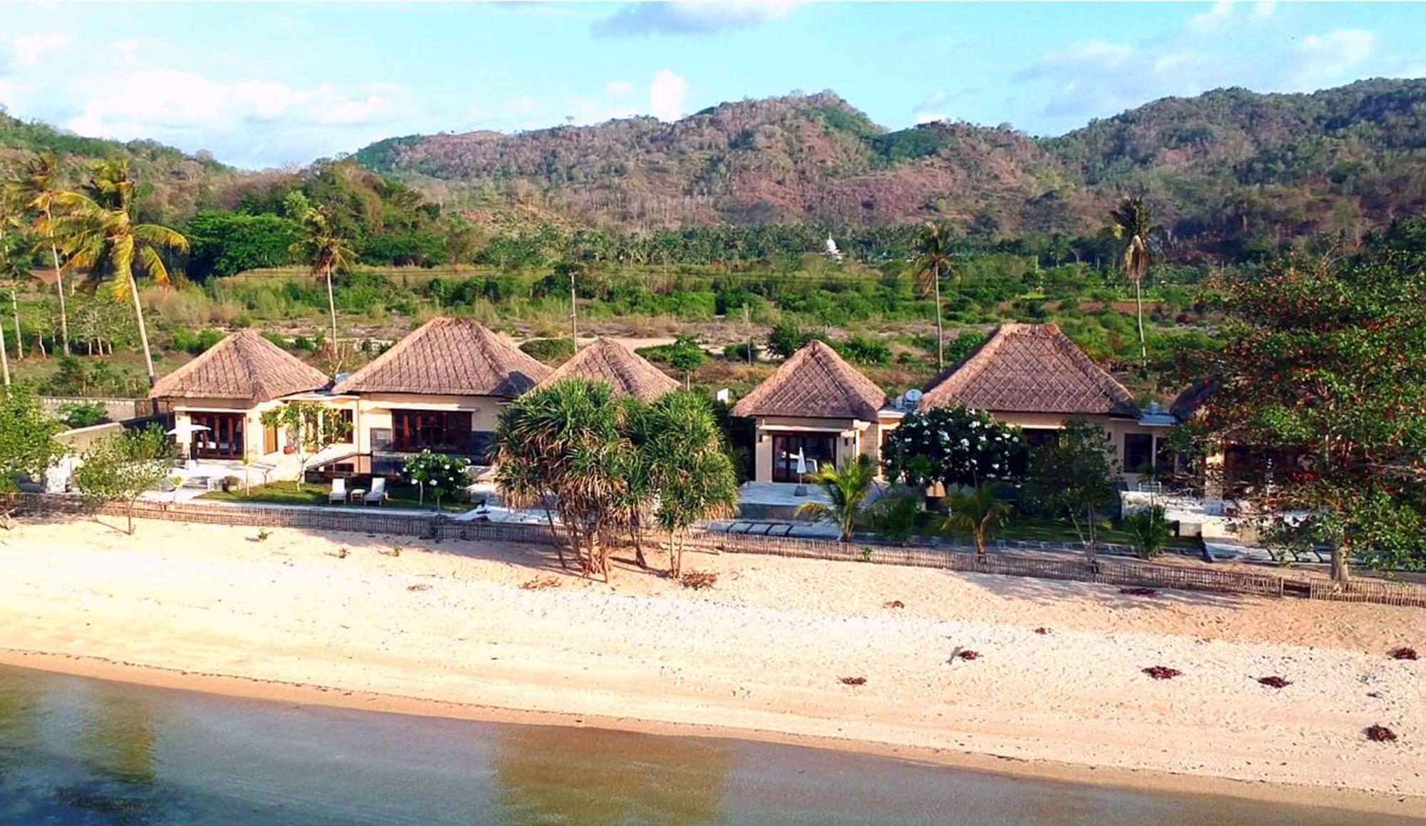 Star Sand Beach Resort Sekotong Luaran gambar
