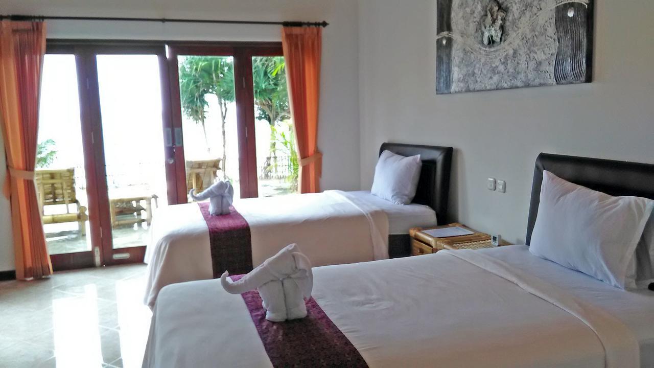 Star Sand Beach Resort Sekotong Luaran gambar